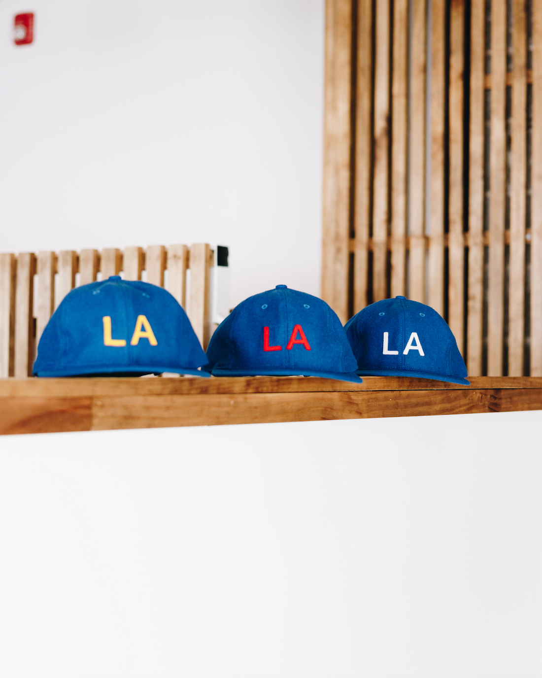 Royal Vintage Flatbill Hat - Los Angeles (White LA)